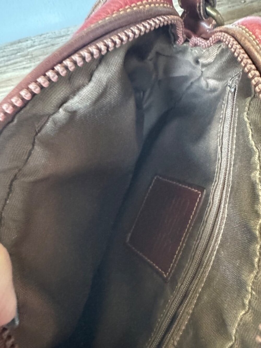 Coach Sheridan Charleston Crossbody Red Pebbled Leather Brown Trim Vintage USA - Picture 10 of 12